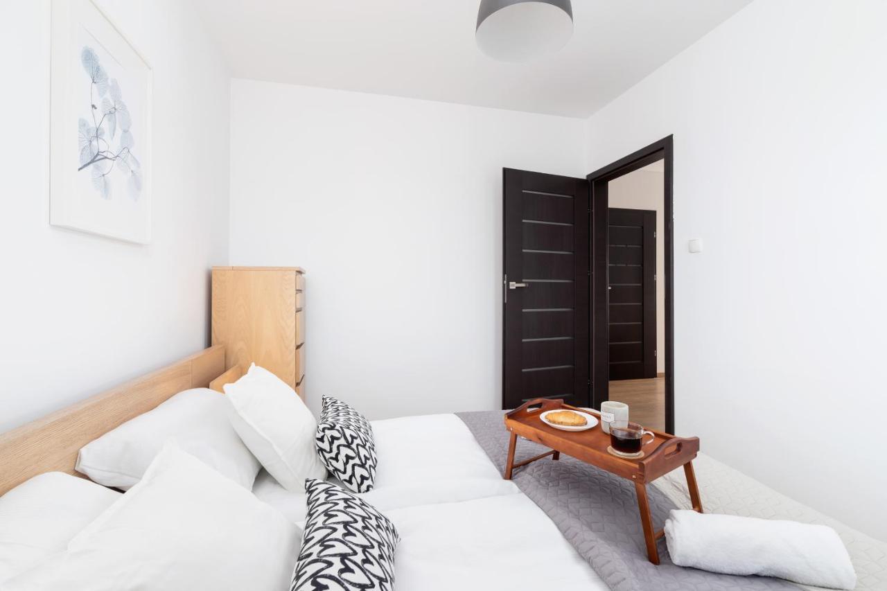 Apartamento Dzielnica XIII Podgórze Kraków by Renters Exterior foto